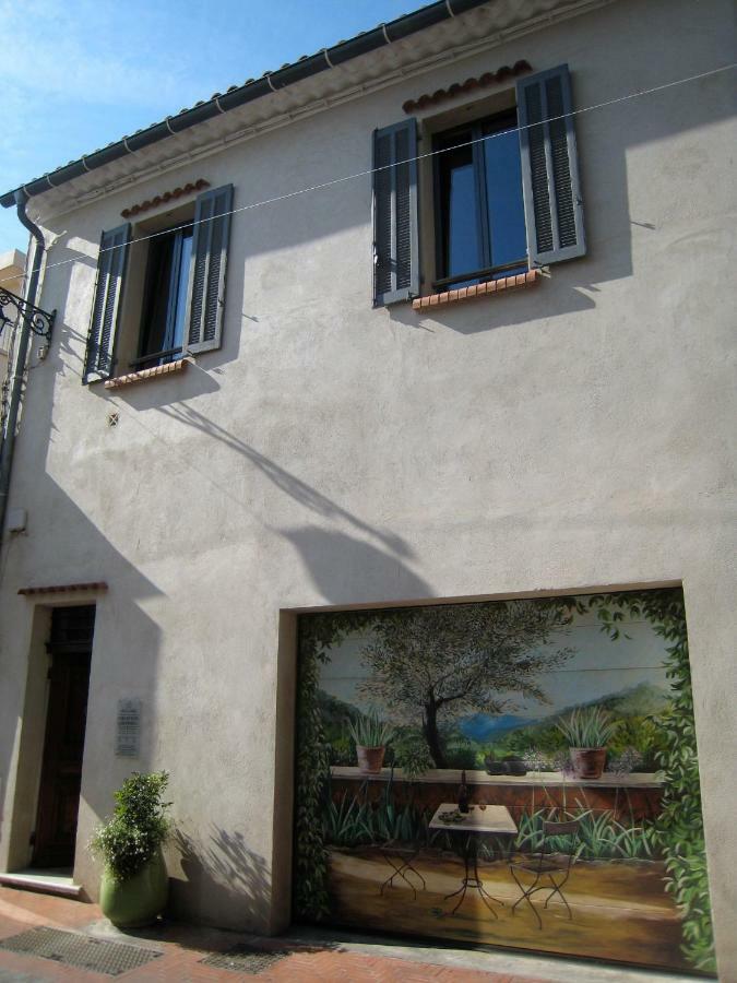 Stellahome - La Petite Cour 滨海萨纳里 外观 照片